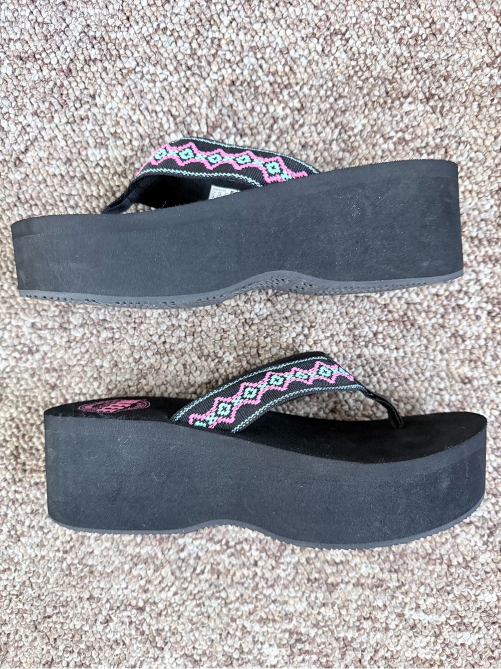 Reef Black Flip Flops with Pink and Teal Embroidered Straps - Picture 3 of 4